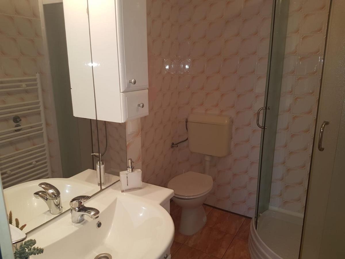 Apartments Marija Nada Малинска Экстерьер фото
